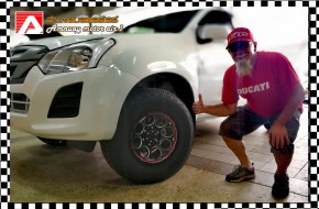 Mr. Kevin นำรถD-max  4WD ใส่แม็กCosmis Boot 16″